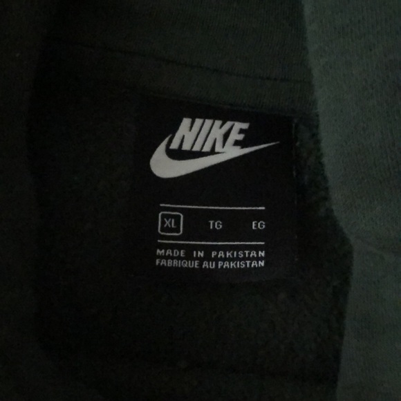 Green Nike hoodie - Picture 2 of 3